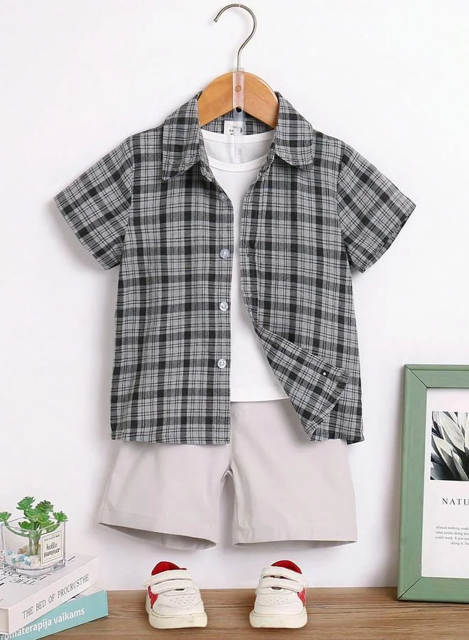 تايك تو مجموعة من شورت وتيشيرت وقميص كاروهات بأكمام قصيرة للأولاد