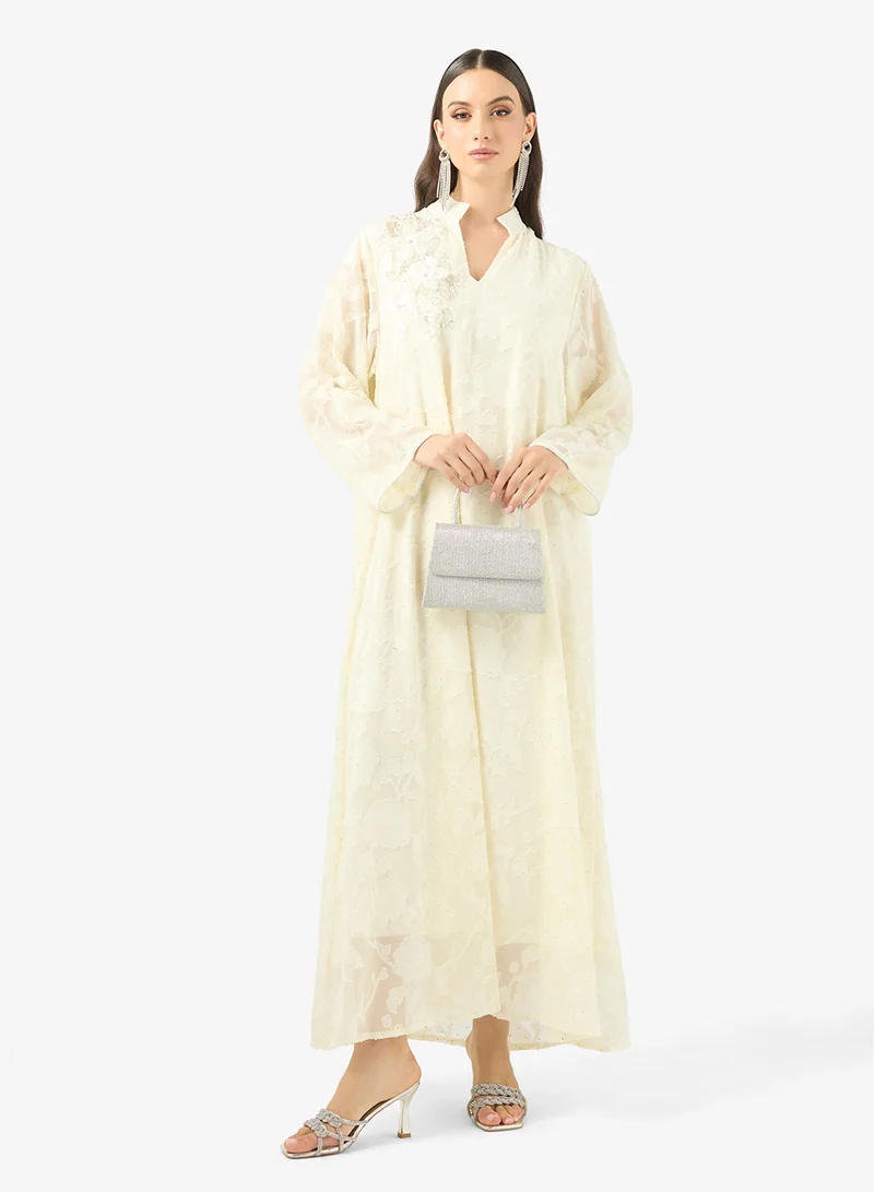 خزانة جلابية مطرزة