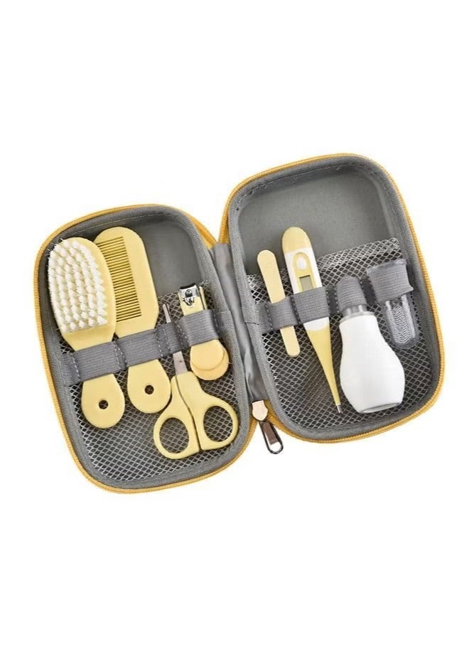 إيكيوك مجموعة العناية بالطفل المكونة من 8 قطع مع ميزان حرارة ومضخة أنف وفرشاة أسنان ومبرد أظافر ومقص أظافر ومقص وفرشاة ومشط وأدوات الاستحمام اليومية الأساسية المحمولة للأطفال الرضع والأطفال الصغار باللون الأصفر - Image 1