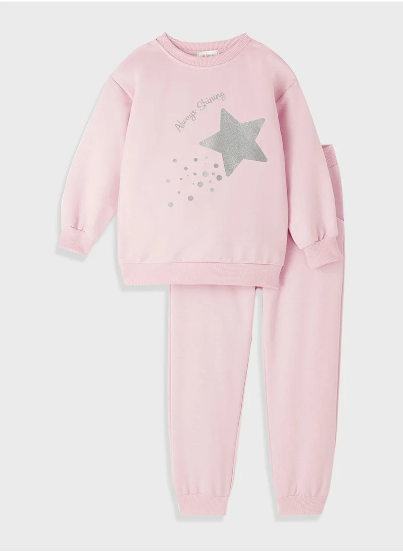 جون Infant Pocket Sweatshirt & Sweatpants Set