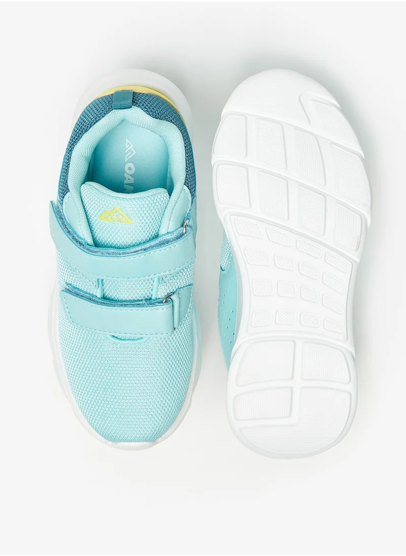 Oaklan by Shoexpress Girls OAKLAN Colourblocked Sports Shoes with Hook and Loop Closure