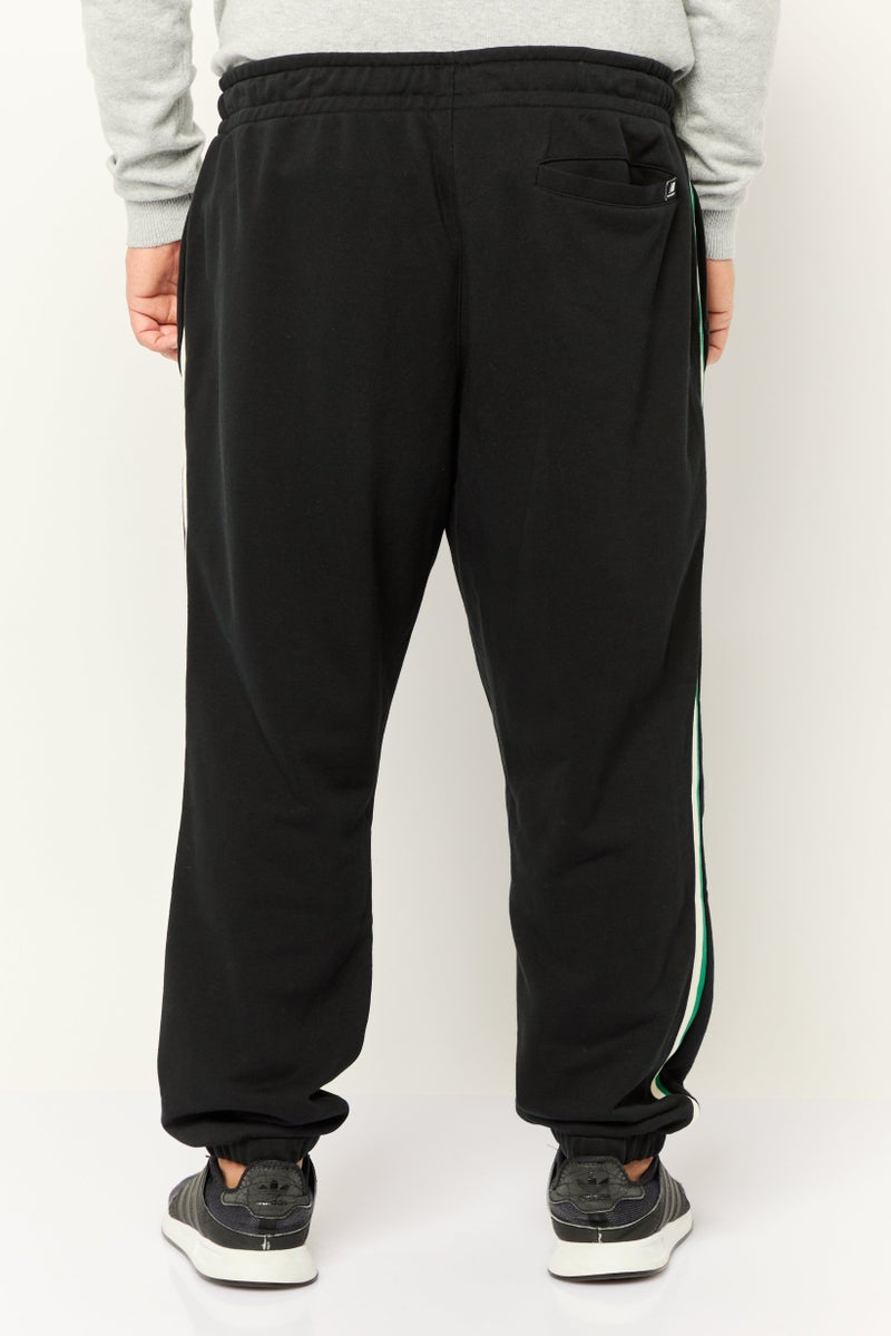 New Balance Men Sportswear Fit Outdoor Sweatpants, Black  - Image 2