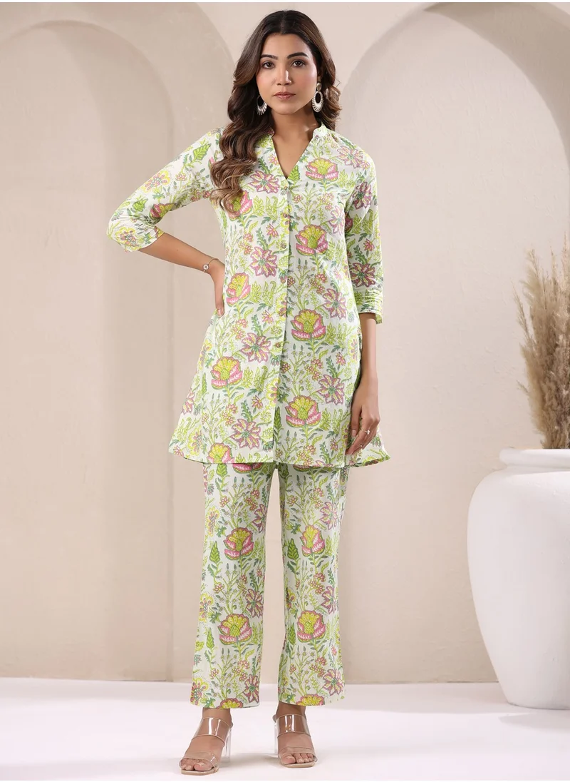 كولابا Green Cotton Floral Printed Kurta With Pant