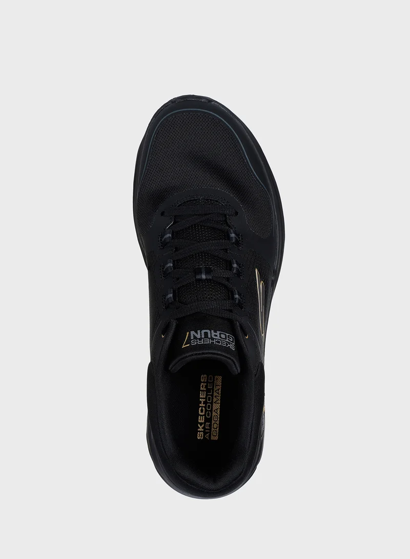 SKECHERS Go Run 7.0