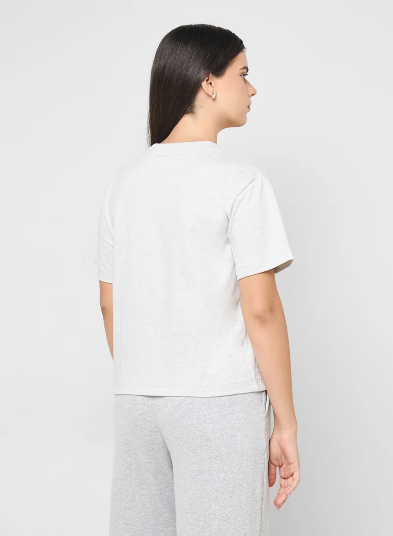 نيو بالانس Athletics Legacy T-Shirt