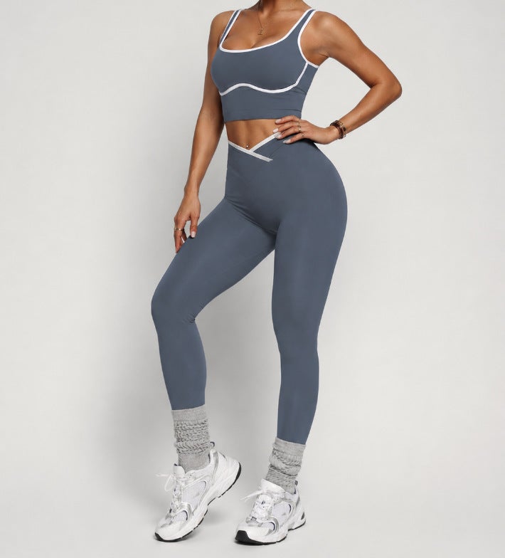 Women's Color-Block Yoga Set High-Waisted Fitness Leggings and Support Sports  Bra