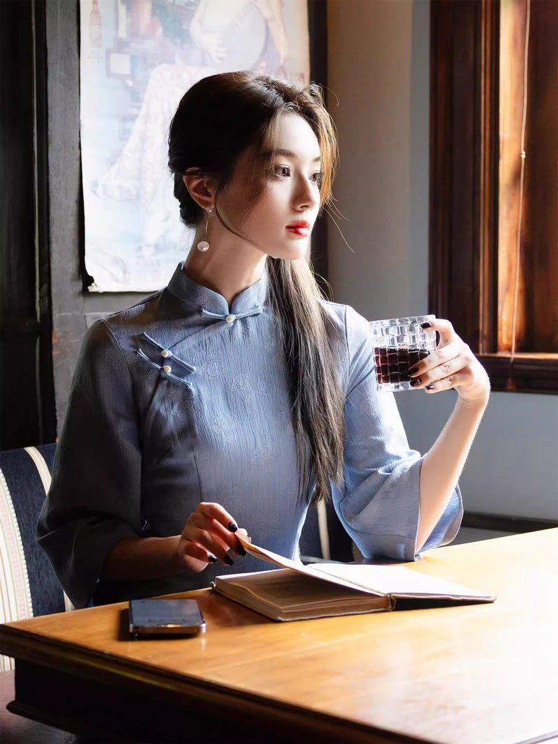 Improved New Chinese Style Flared Sleeve Retro Cheongsam 2025 Autumn New Model Youthful Style Suitable For Daily Wear Republic Of China Style - Image 2