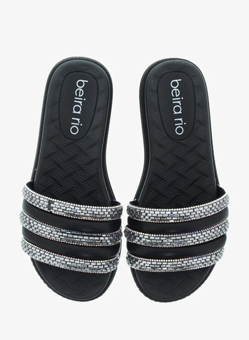 Beira Rio Silver Flat Sandals for Women – Stylish Ladies Flat Sandals & Comfortable Flat Slippers for Women | Best Price UAE