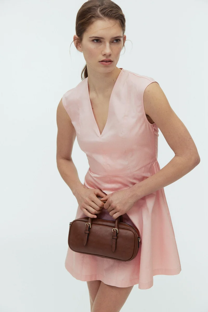 اتش اند ام فستان من القطن والبوبلين