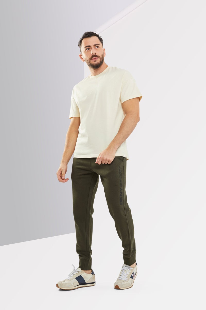 DKNY Sport سروال رياضي للرجال بتصميم عادي مع حبل سحب، زيتوني - Image 2