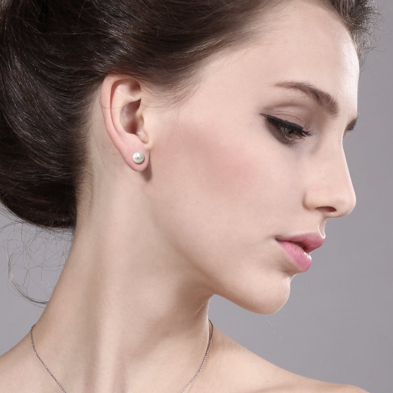 GEM STONE KING مجموعة من 7 أزواج من أقراط اللؤلؤ المزروع بحجم 7 مم مثبتة في فضة استرلينية 925 - Image 4