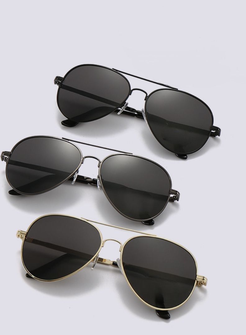 RedMapleTEK Full Frame Polarized UV400 Pilot Frame Sunglasses  - Image 3