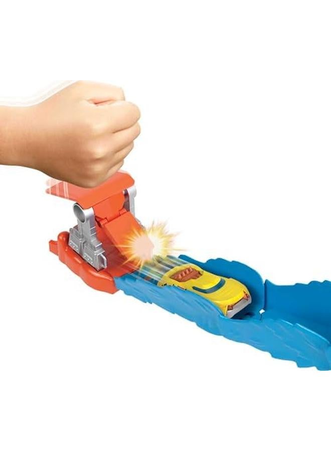 Hot Wheels City Wreck And Ride Gorilla Attack Playset With 1 Toy Car - Image 2