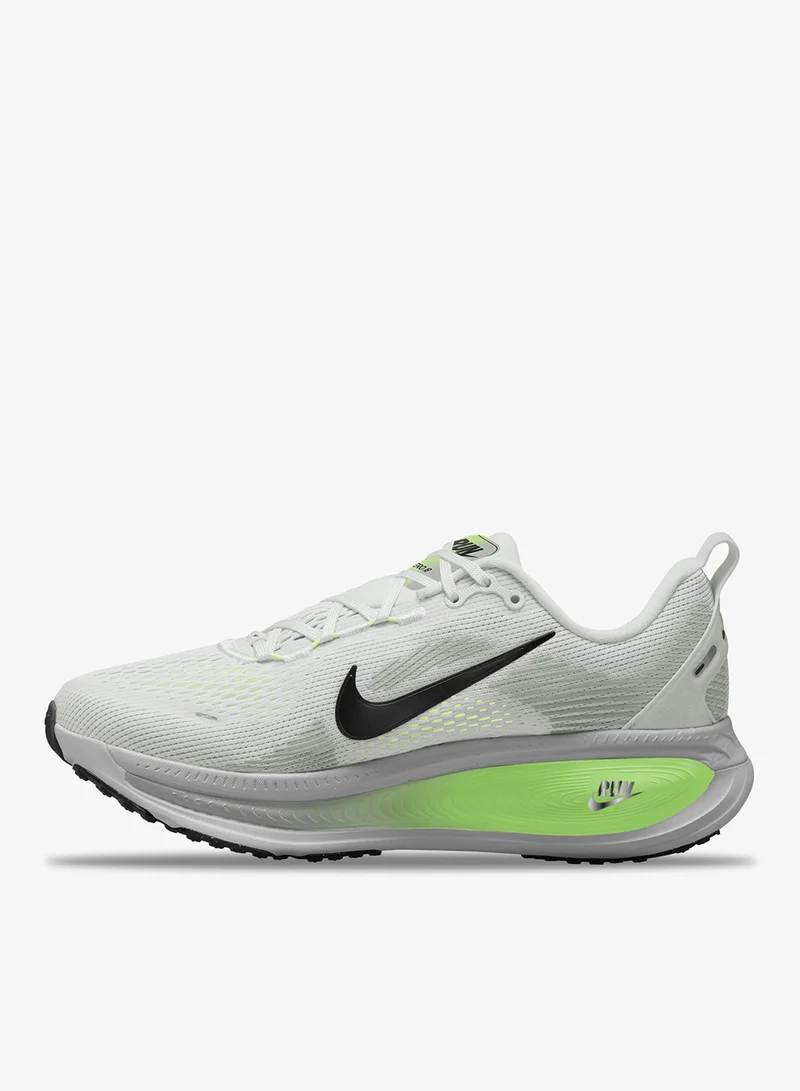 Nike Women's Vomero 18 Road Running Shoes