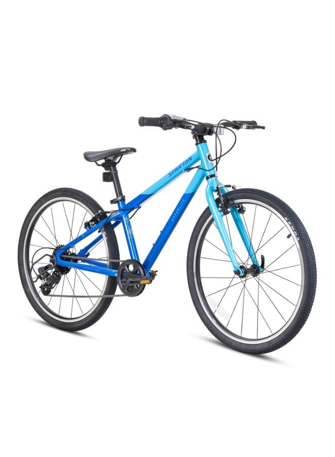 سبارتان دراجة سبارتان هايبرلايت 24" من الألمنيوم – إطار ألمنيوم 6061 فائق الخفة، نظام تروس شيمانو 8 سرعات، هندسة جيوتيك جونيور، فرامل جنوط تيكترو، إطارات 24×1.75، دراجة أطفال خفيفة الوزن | SP-3325-LB-24 - Image 1