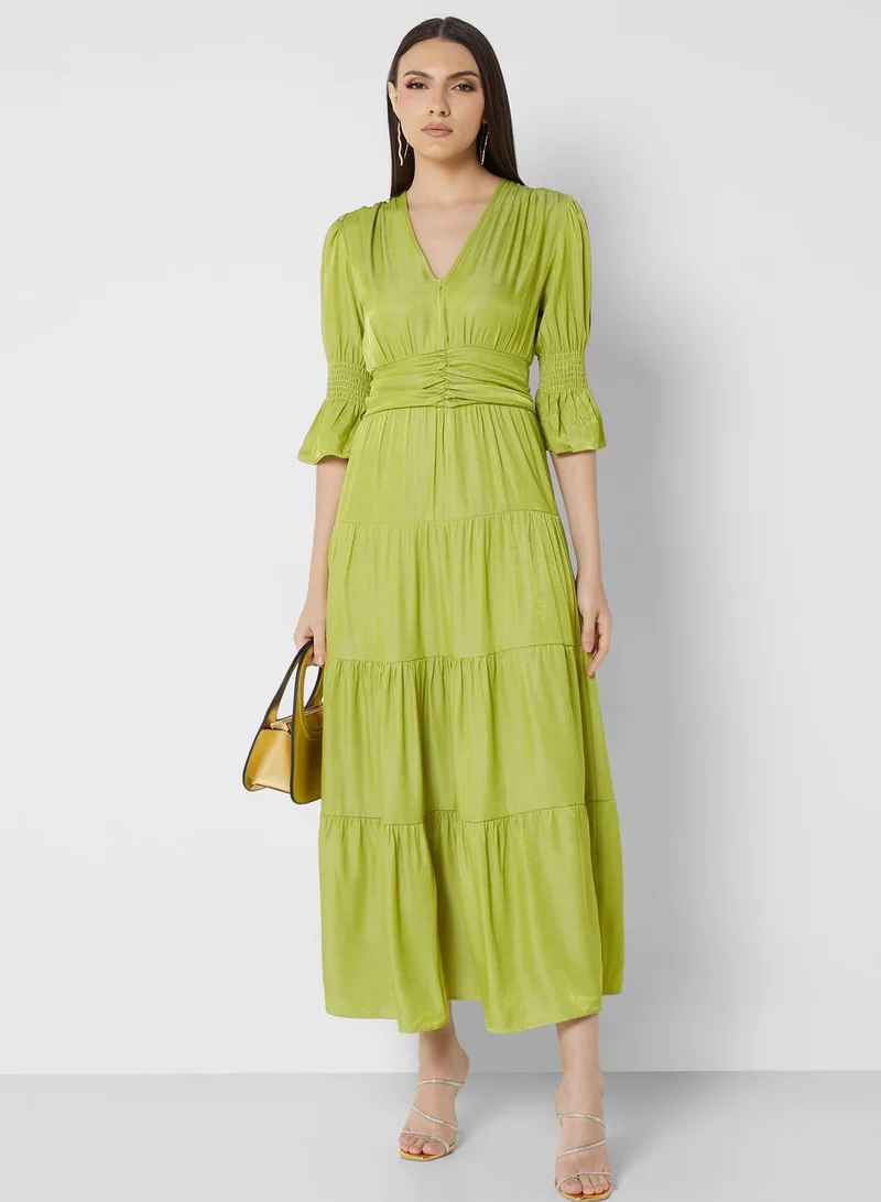ايلا Tiered Satin Maxi Dress