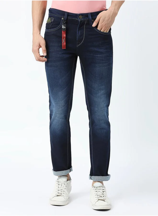 لومان بي جي 3 Mid Rise Low Fade Jeans with Button Closure by Styli