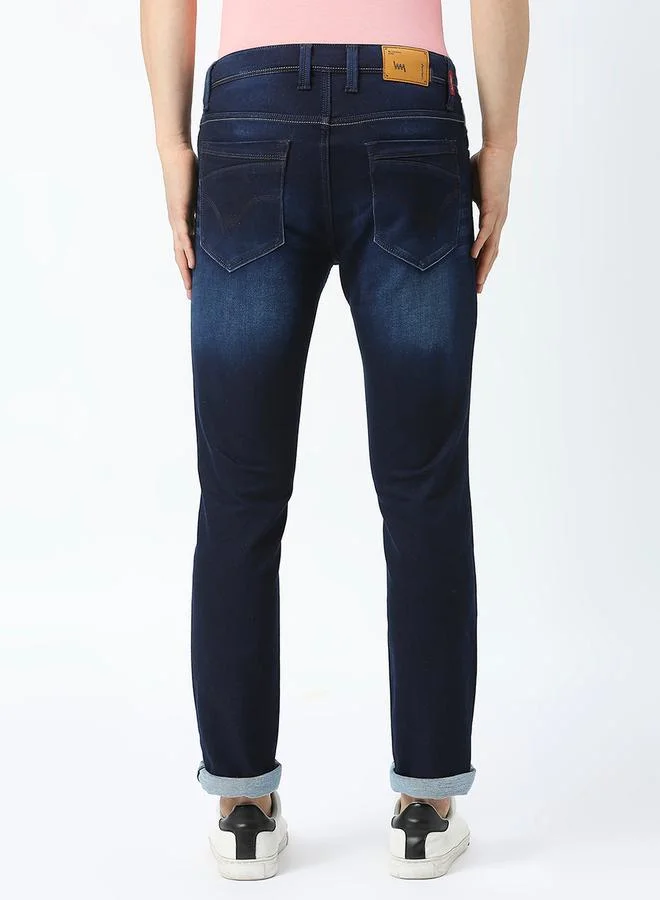 لومان بي جي 3 Mid Rise Low Fade Jeans with Button Closure by Styli