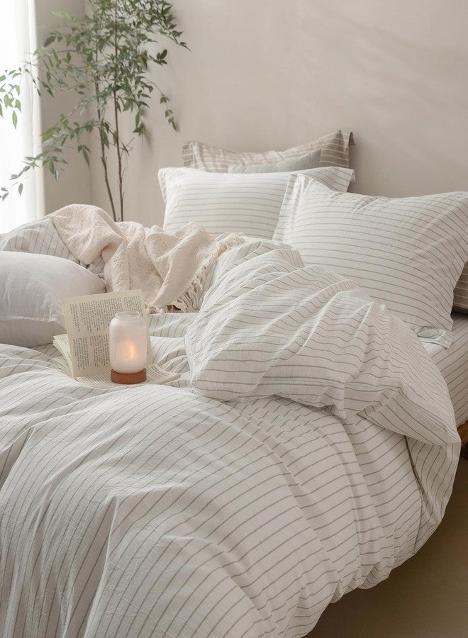 غطاء لحاف BDEAR مخطط، مقاس كوين 90×90 بوصة، مصنوع من القطن المغسول 100%، مزود بسحاب إغلاق و2 غطاء وسادة، لون الخطوط: أبيض-أخضر زيتوني - Image 2
