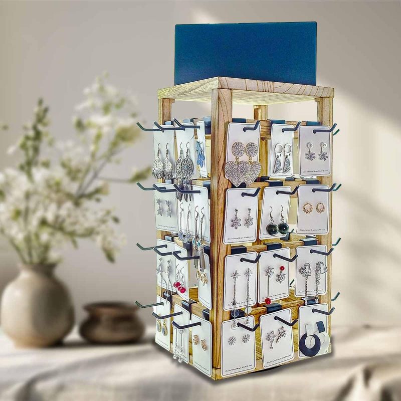 حامل عرض للجواهر الدوار 40*18.5 سم لون خشبي طبيعي - وصول دوار بزاوية 360 درجة - عرض متعدد الوظائف قابل للتخصيص بـ 48 خطاف ومنشور بورصلة قابل للإزالة وبناء خشبي متين وسميك - Image 5