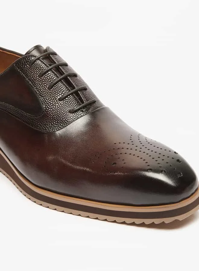 DUCHINI Men's Perforated Oxford Shoes with Lace-Up Closure