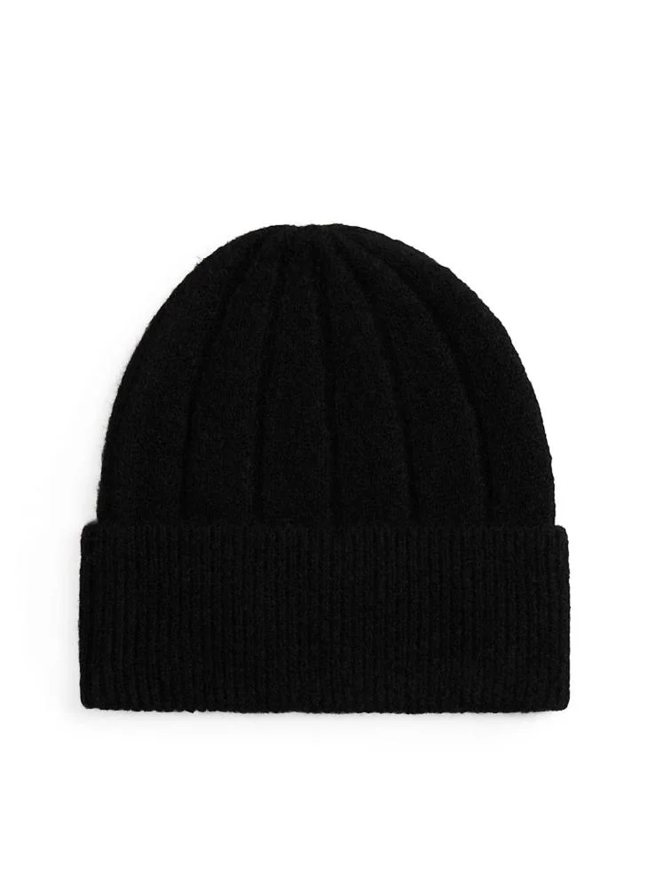 TOMMY HILFIGER  Flag Fluffy Beanie for Women | Best Price UAE