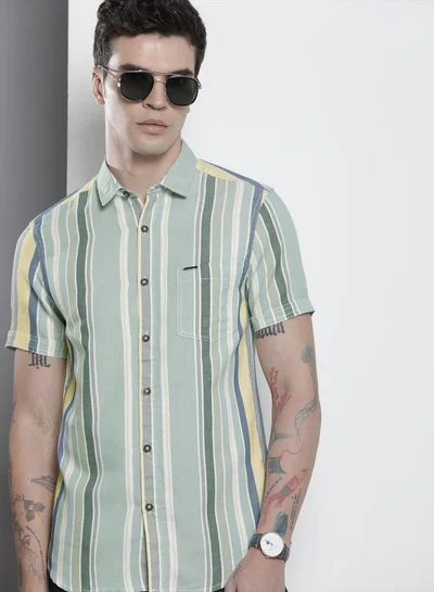 The Indian Garage Co Men Slim Fit Striped Half Sleeves Cutaway Collar Casual Shirt