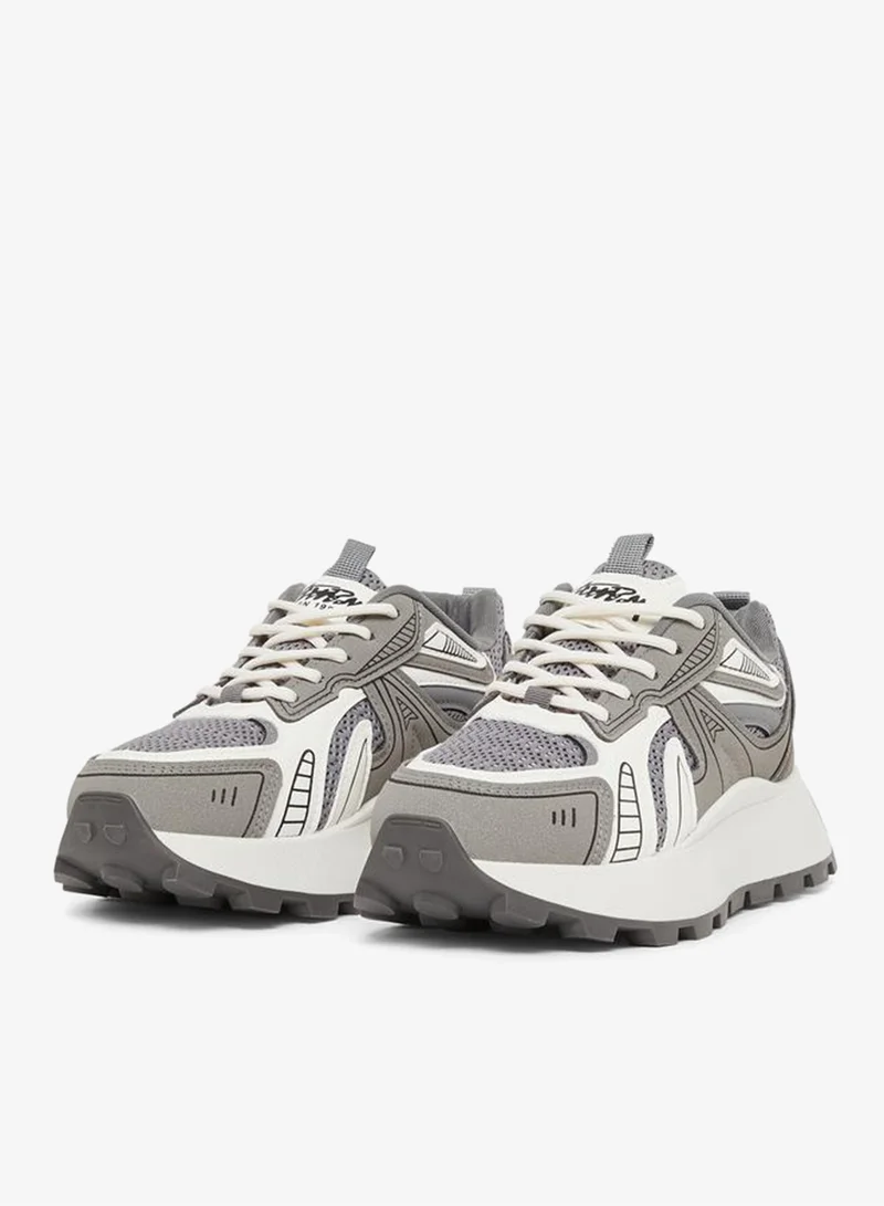 ستايلي اكتيف سنيكرز ستيلى برباط ونعل سميك