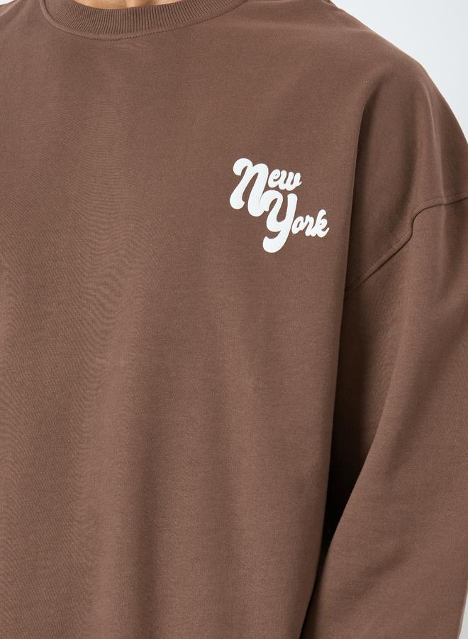 Styli Men Brown Graphic Print Oversized Sweatshirt - Image 4