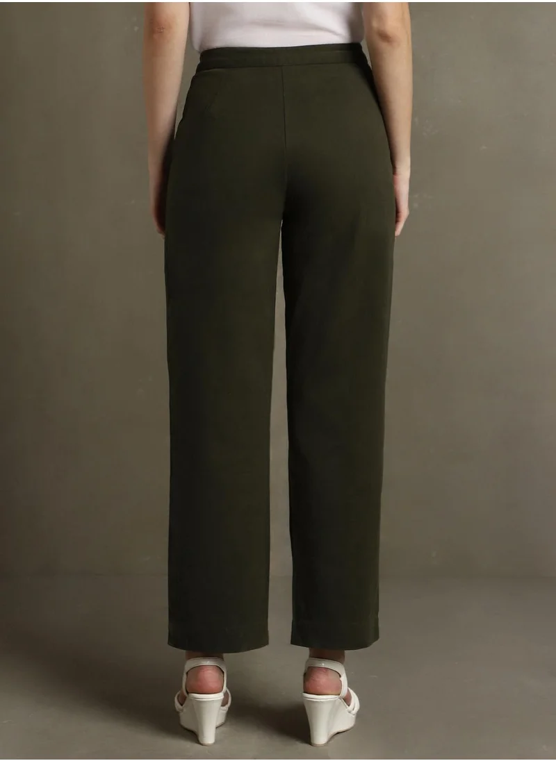 دينيس لينغو Women's Olive Cotton Blend Solid Full Length Chinos Straight Fit Trouser