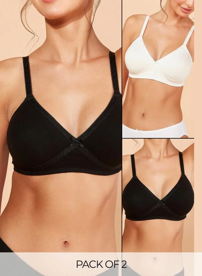 Splash FAV Set of 2 - Bra with Adjustable Straps and Hook and Eye Closure