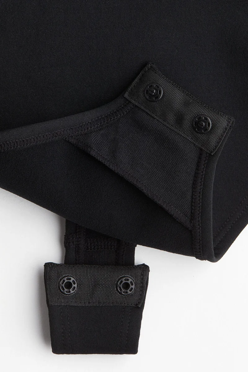 H&M Stretchy &amp; sculpting firm shape thong body