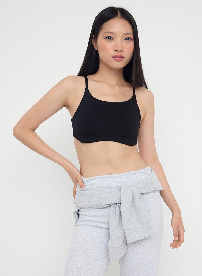 trendyol Black Soft Brushed Fabric Adjustable Strap Support/Shape Knitted Sports Bra - Image 2