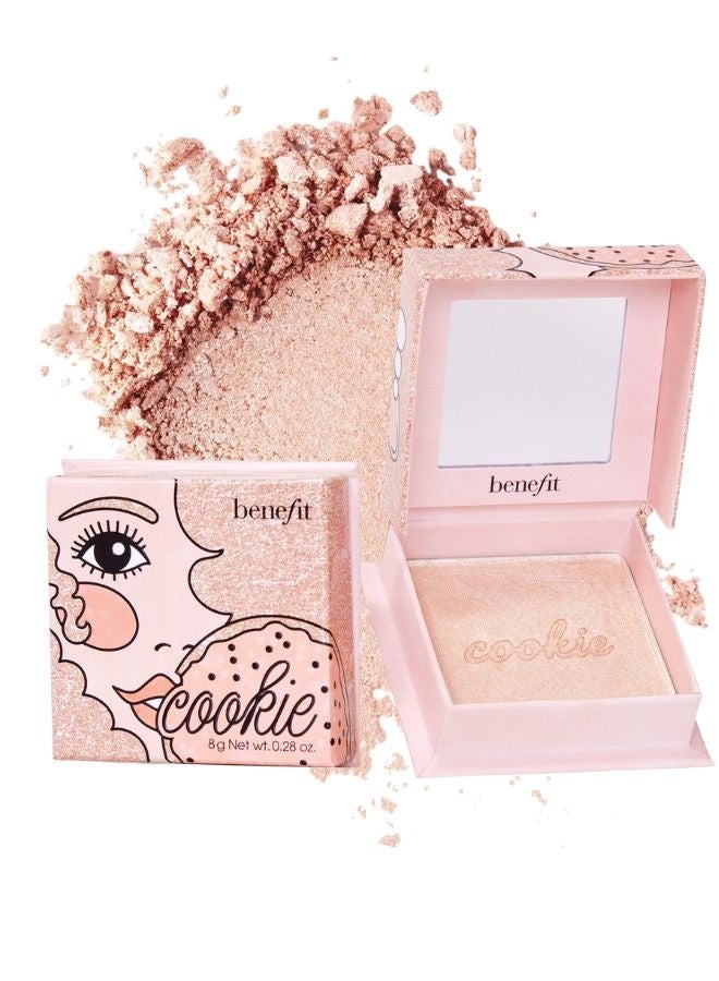 بينيفت بودرة إضاءة لامعة من بنفت كوزمتكس - كوكي (لؤلؤة ذهبية)، لمعة فائقة النعومة، توهج قابل للتكثيف، إشراقة تدوم طويلاً، 8 غرام - Image 1