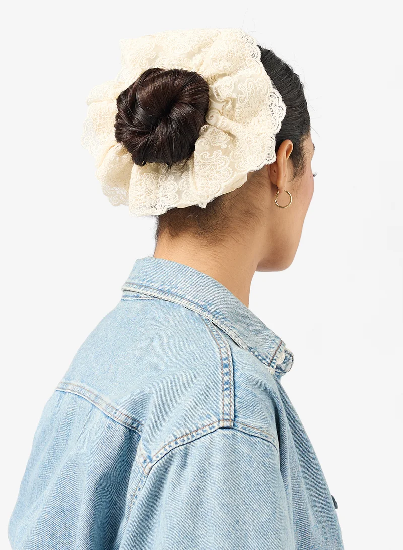 ELLA Lace Detail scrunchie