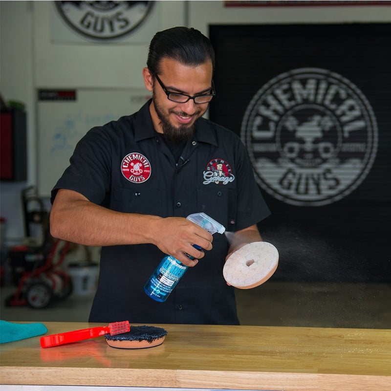 Chemical Guys BUF_333_16 Foam and Wool Polishing Pad Cleaner, Citrus-Based, 16 fl oz - Image 2