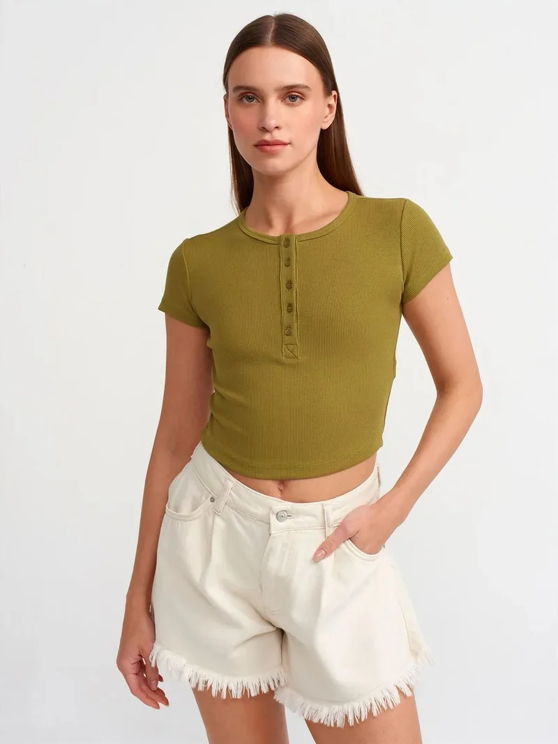 ديلفين DILVIN Women's Cropped Slim-fit Crew Neck T-shirt