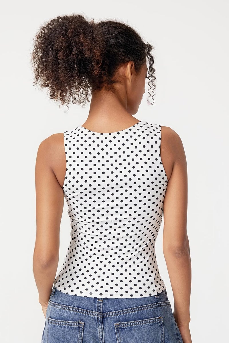 QINSEN Women's Summer Tank Tops Square Neck Sleeveless Slim Fitted Going Out Shirts White Polka Dots S - Image 4