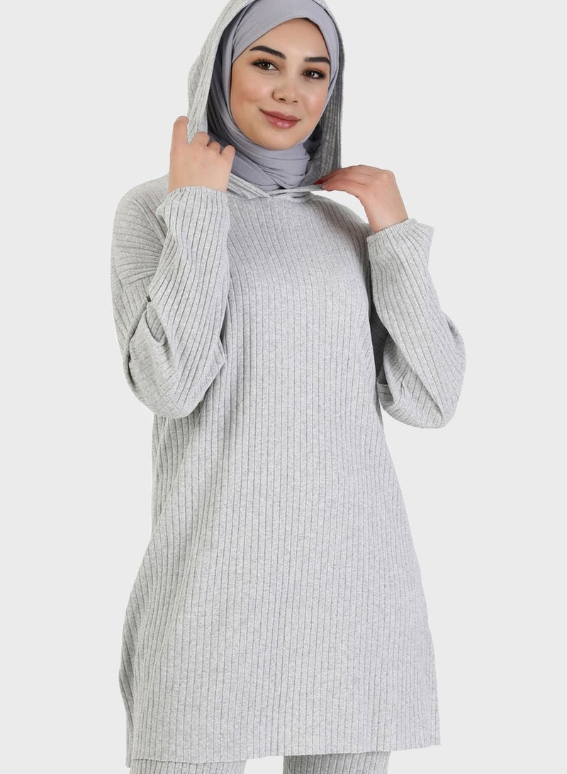 تافين من مودانيسا بلوزة محبوكة مع ياقة هودي - Image 1