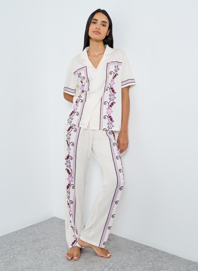 ستايلي طقم من بنطال بيجاما وبلوزة بطبعة زهور - Image 1