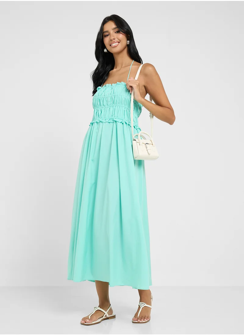 جينجر Strappy Shirred A Line Dress