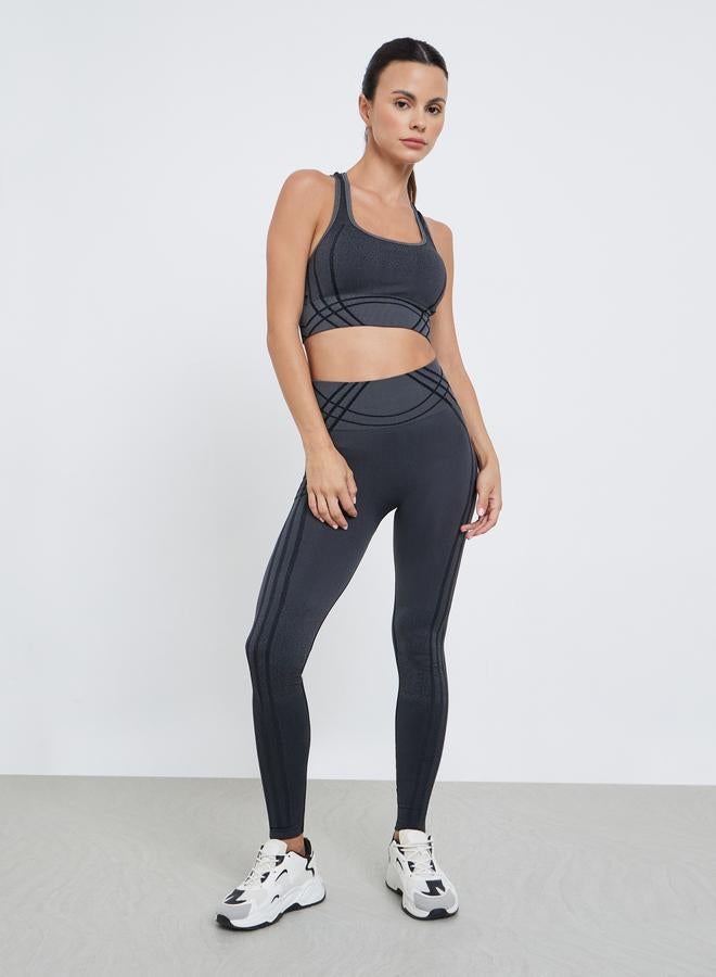 ستايلي اكتيف مجموعة من ليقنز بخصر عريض وصدرية بنمط ريسر باك - Image 3