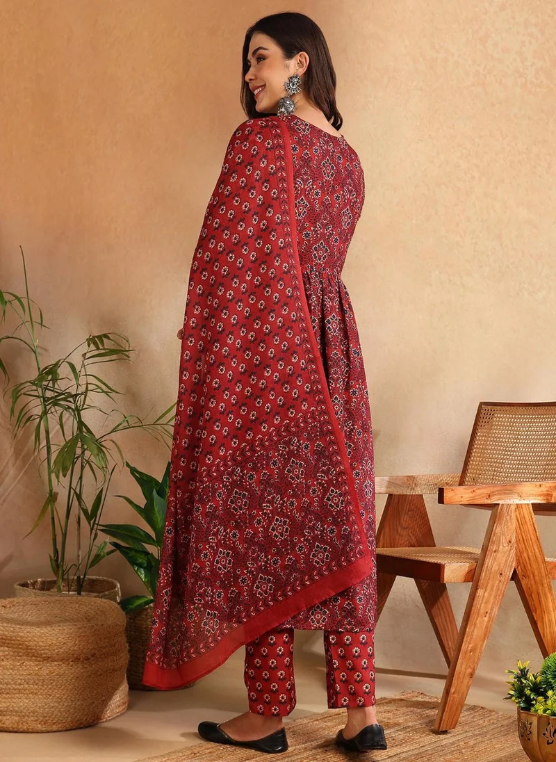 زيري سوق Red Rayon Blend Floral Printed A-Line 3-Piece Kurta Set