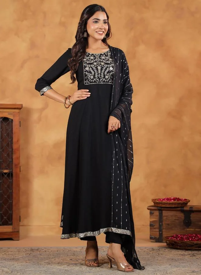 Janasya Janasya Embroidered Kurta and Trousers with Dupatta Set
