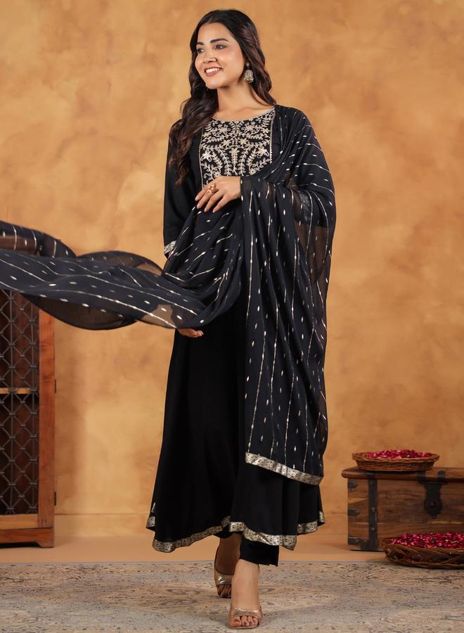 Janasya Embroidered Kurta and Trousers with Dupatta Set - Image 2