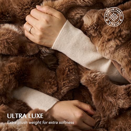 EverGrace Ultra Soft Luxury Fluffy Faux Rabbit Fur Throw Blanket, Thick Warm Bubble Throw for Bed, Cozy Plush Reversible Blankets for Couch, Chair, Sofa, Lion Caramel, 50x60 Inches - Image 3