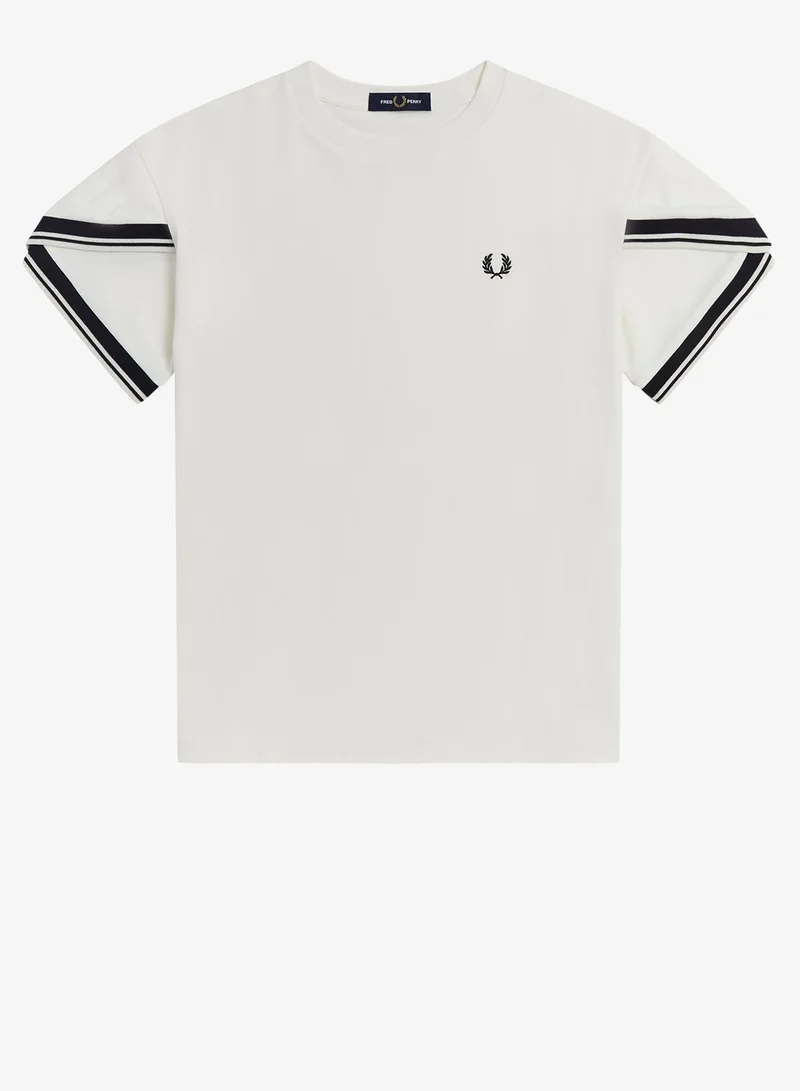 FRED PERRY Cuffed Sleeve T-Shirt