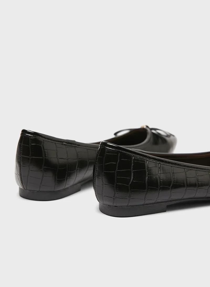 Celeste Pointed Toe Ballerinas