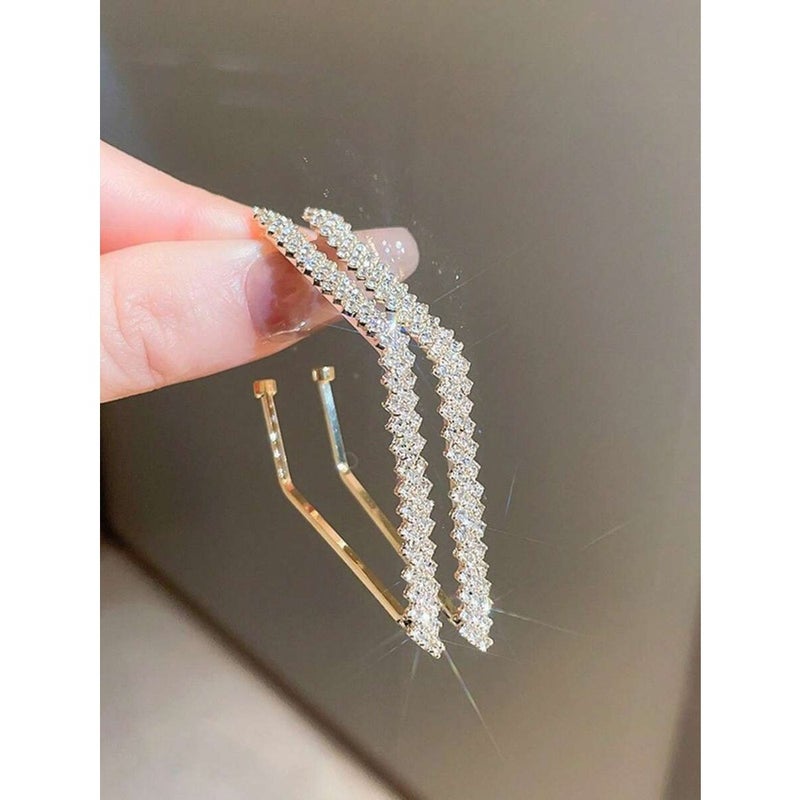 A Pair Of European And American Fashion Dazzling -Shaped Ring  Earrings. - Image 4