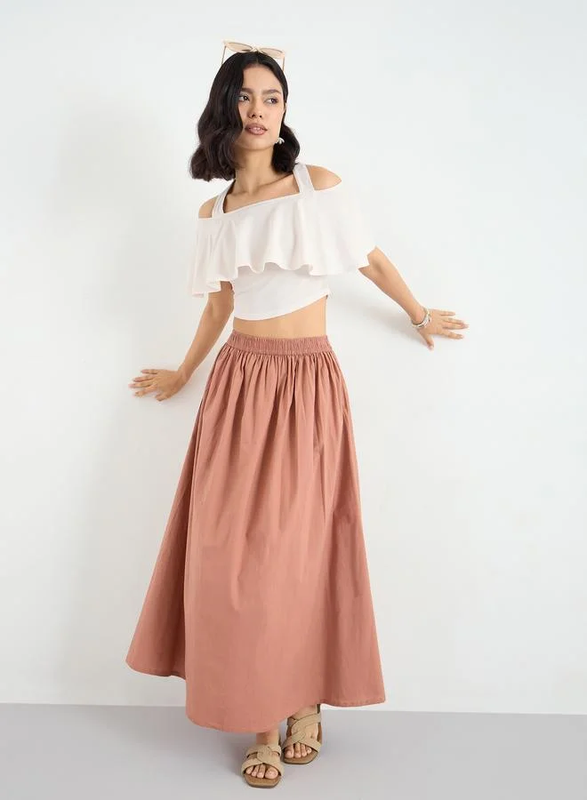 ستايلي تنورة طويلة بحافة واسعة